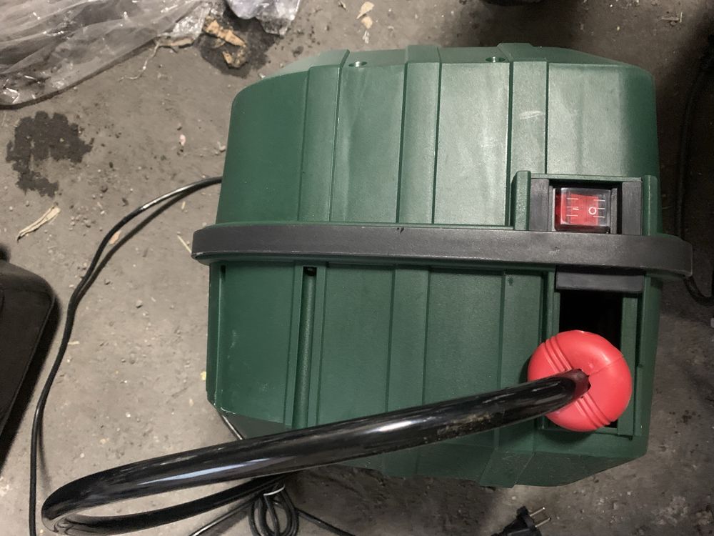 Kompresor PKS 1100 A1 z automatycznym bębnem 1100W