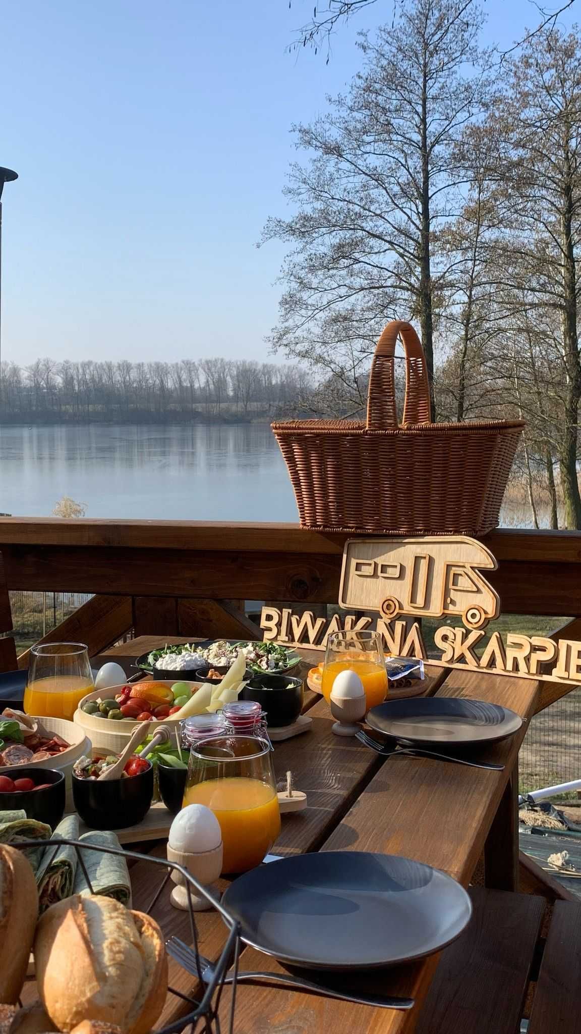 Apartament nad brzegiem jeziora, jacuzzi, sauna, pole biwakowe