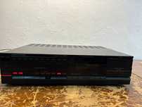 Wzmacniacz Grundig V 8300