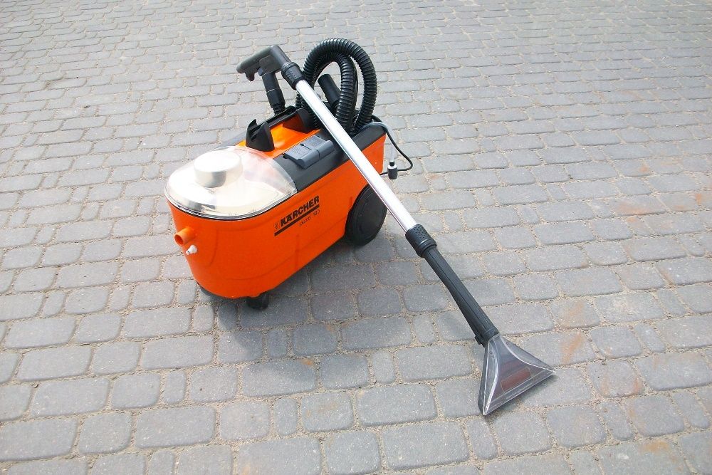 karcher PUZZI 100 - odkurzacz piorący Puzzi 10/1