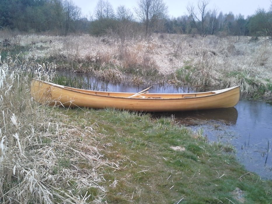 Canoe, kanu wykonane ręcznie