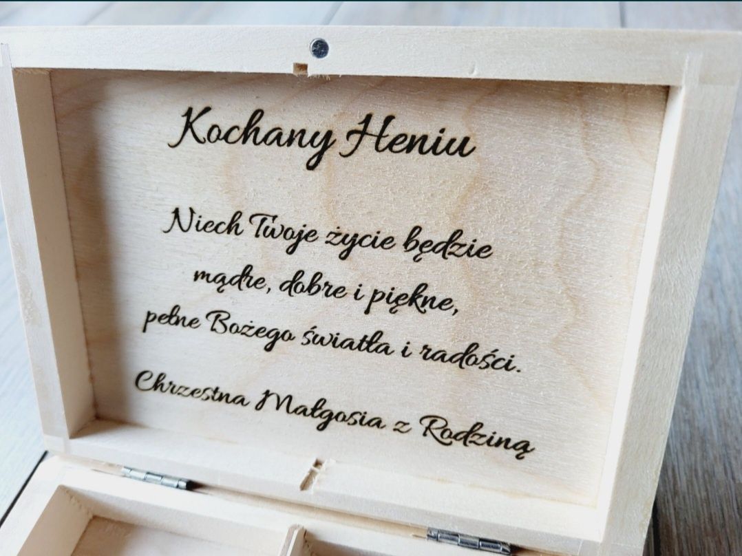 Pudełko Personalizowane Pamiątka Chrztu Świętego Roczek Grawer Prezent