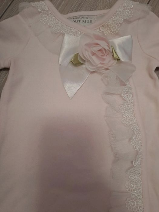 Elegancki pajacyk chrzciny chrzest