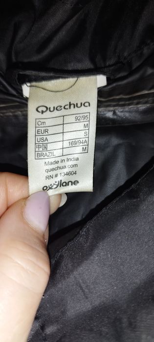 Kurtka przeciwdeszczowa r.M QUECHUA