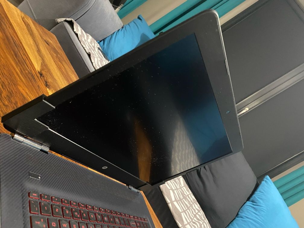 Laptop OMEN by HP 17-w200na