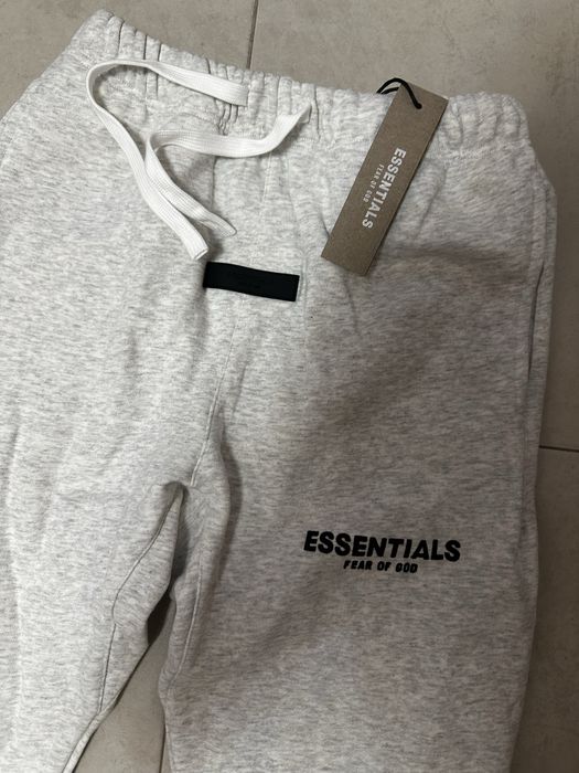 Штани Essentials