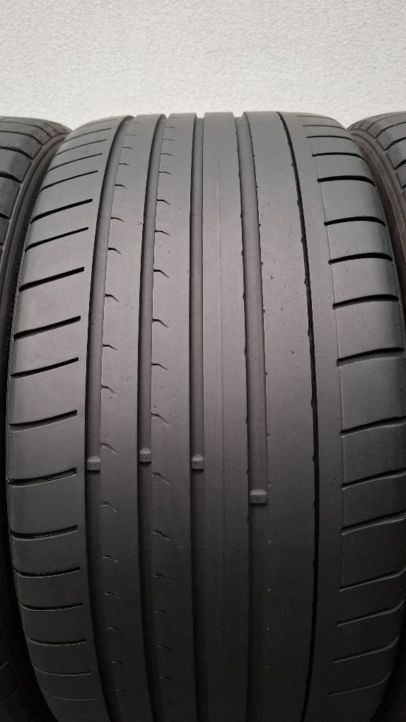 Opony 285/30 R21 Dunlop SPSport Maxx GT