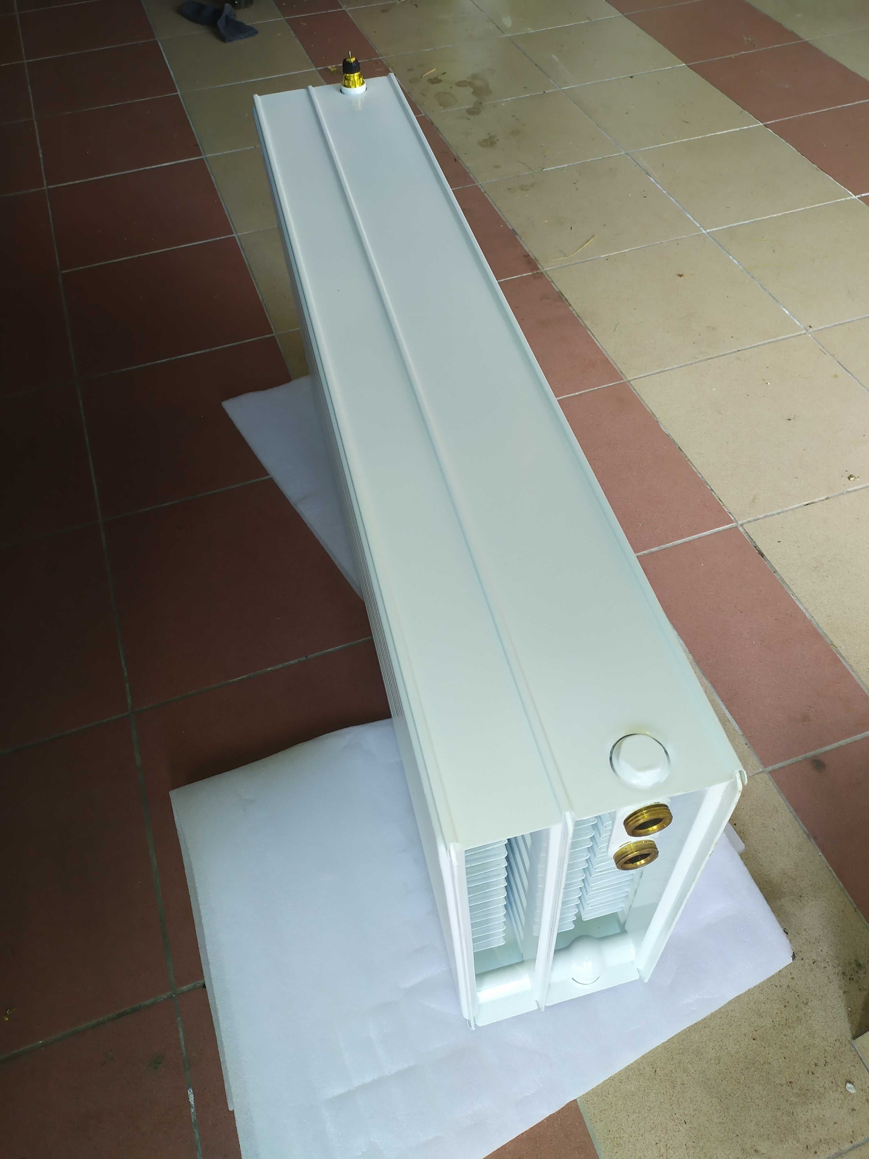 Grzejnik panelowy trzypłytowy biały 900x400 (90x40 cm) + termostat