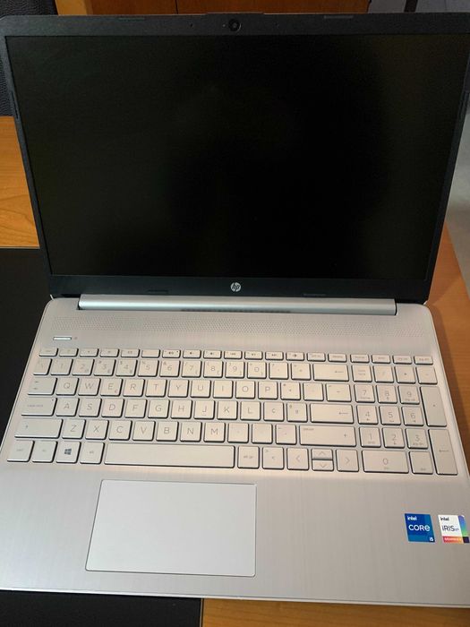 Título: Portátil HP i5 de 11ª Geração
