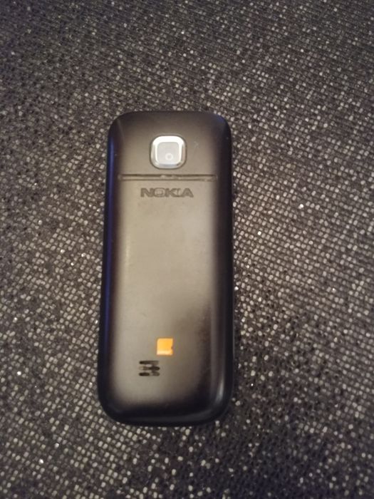 Nokia 2730c orange