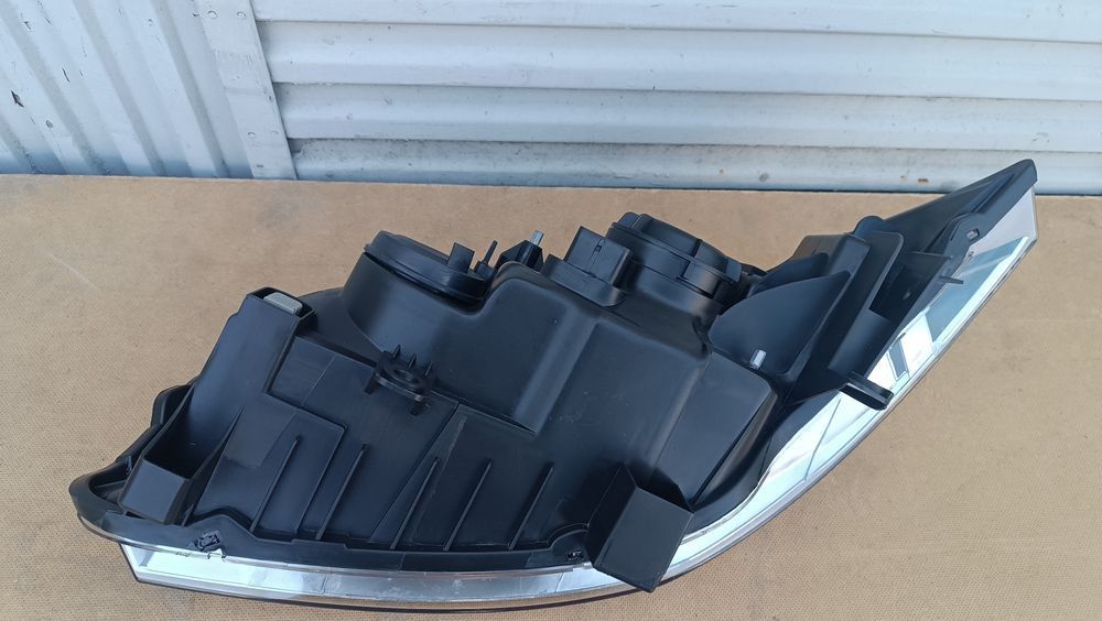 Vendo farol direito de Renault Megane 2 ano 2004/06