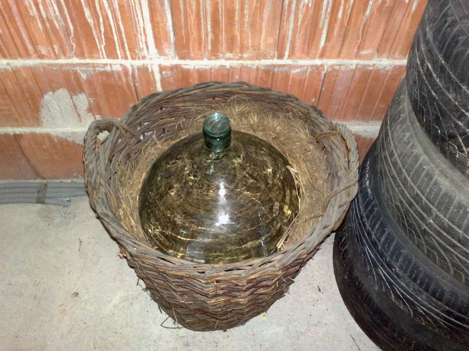 Balon na wino, gąsior, 40l - 50l, wiklinowy kosz