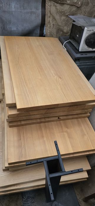 Столи для кафе та ресторану, різних розмірів..  Стільниця :матеріал Яс