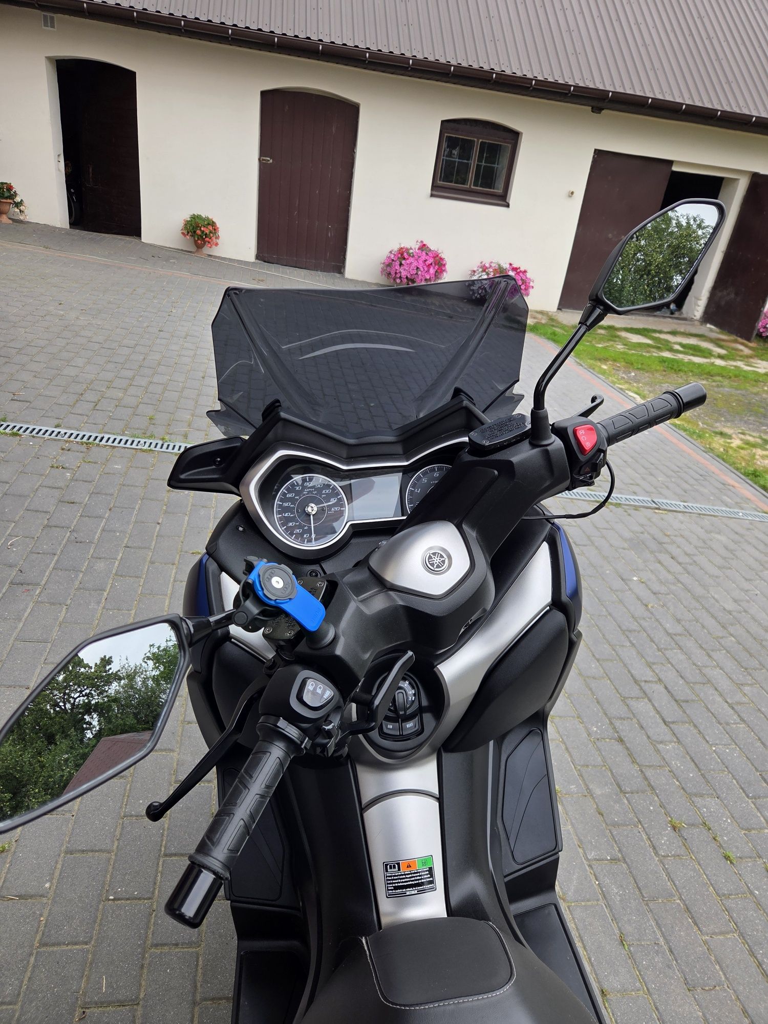 Yamaha XMAX 400 Tech-Max, niebieska, stan idealny, okazja