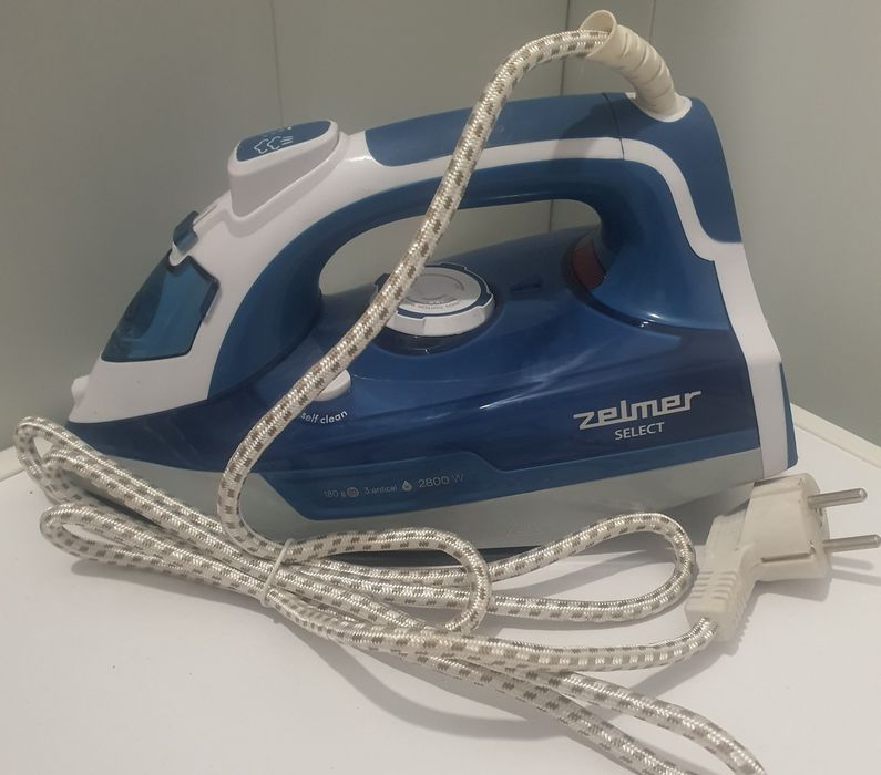 Утюг в хорошем состоянии