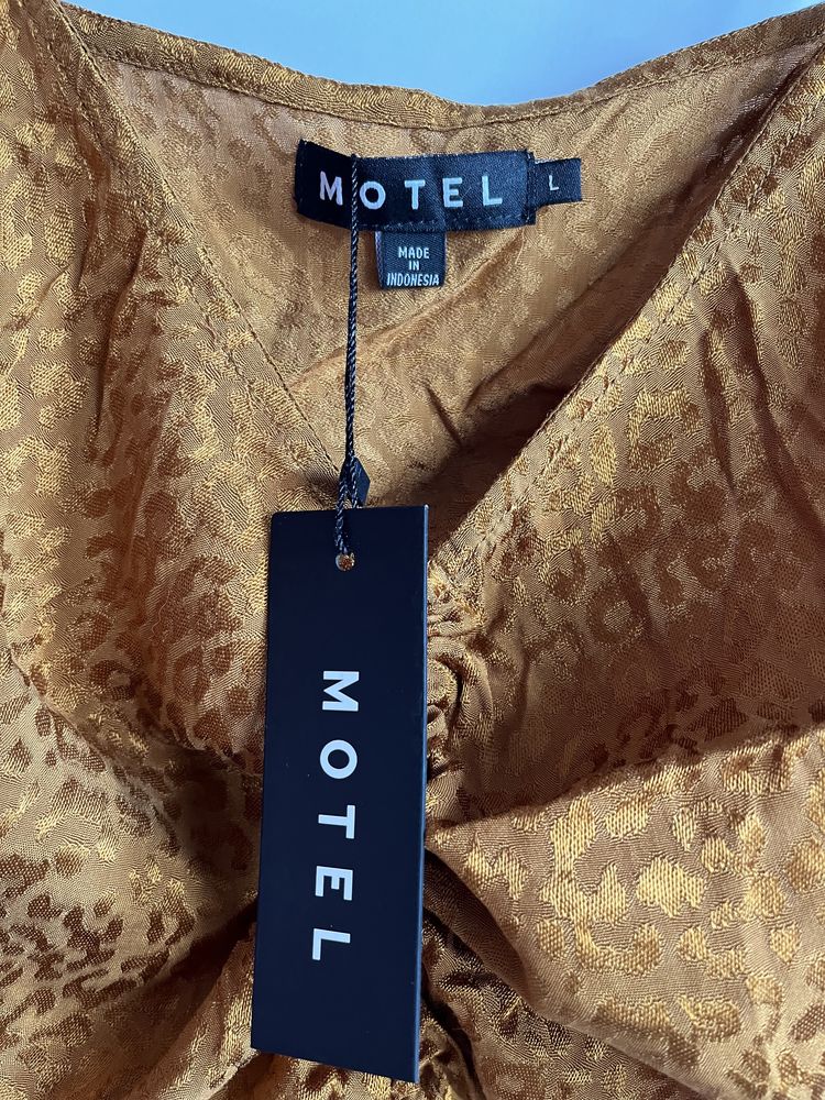 bluzeczka marki motel