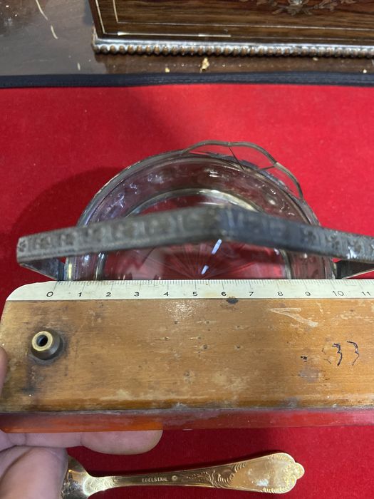 Stara posrebrzana cukierniczka