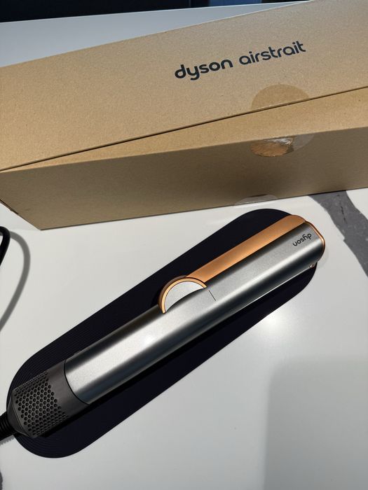 Dyson Airstrait стайлер вирівнювання  +сушка фен