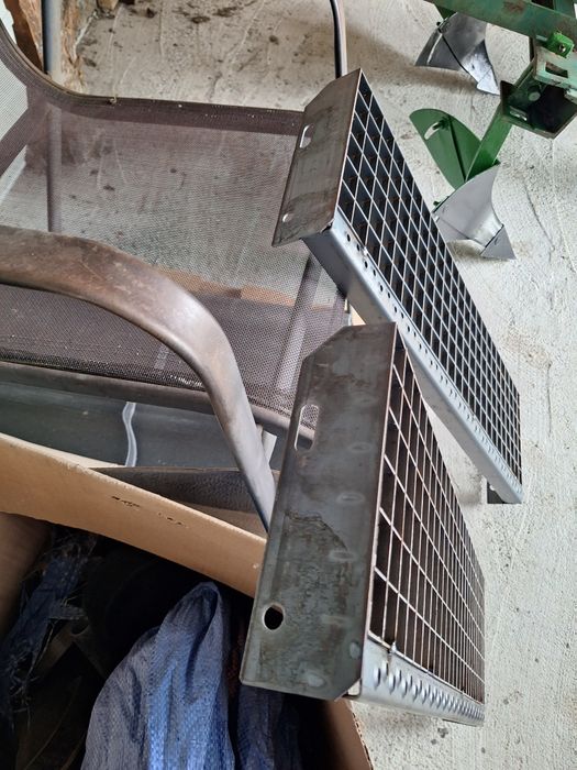 Stopnie ,schody metalowe, pomostowe krata , schody