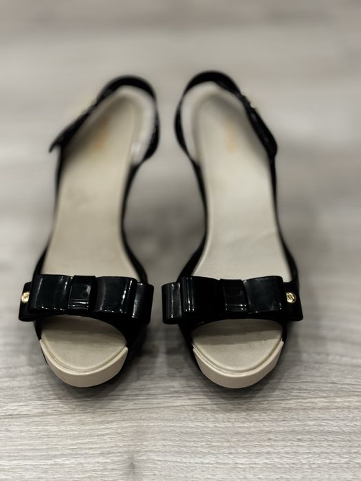 Sapatos de senhora MELISSA de salto alto (tamanho 35/36), como novos