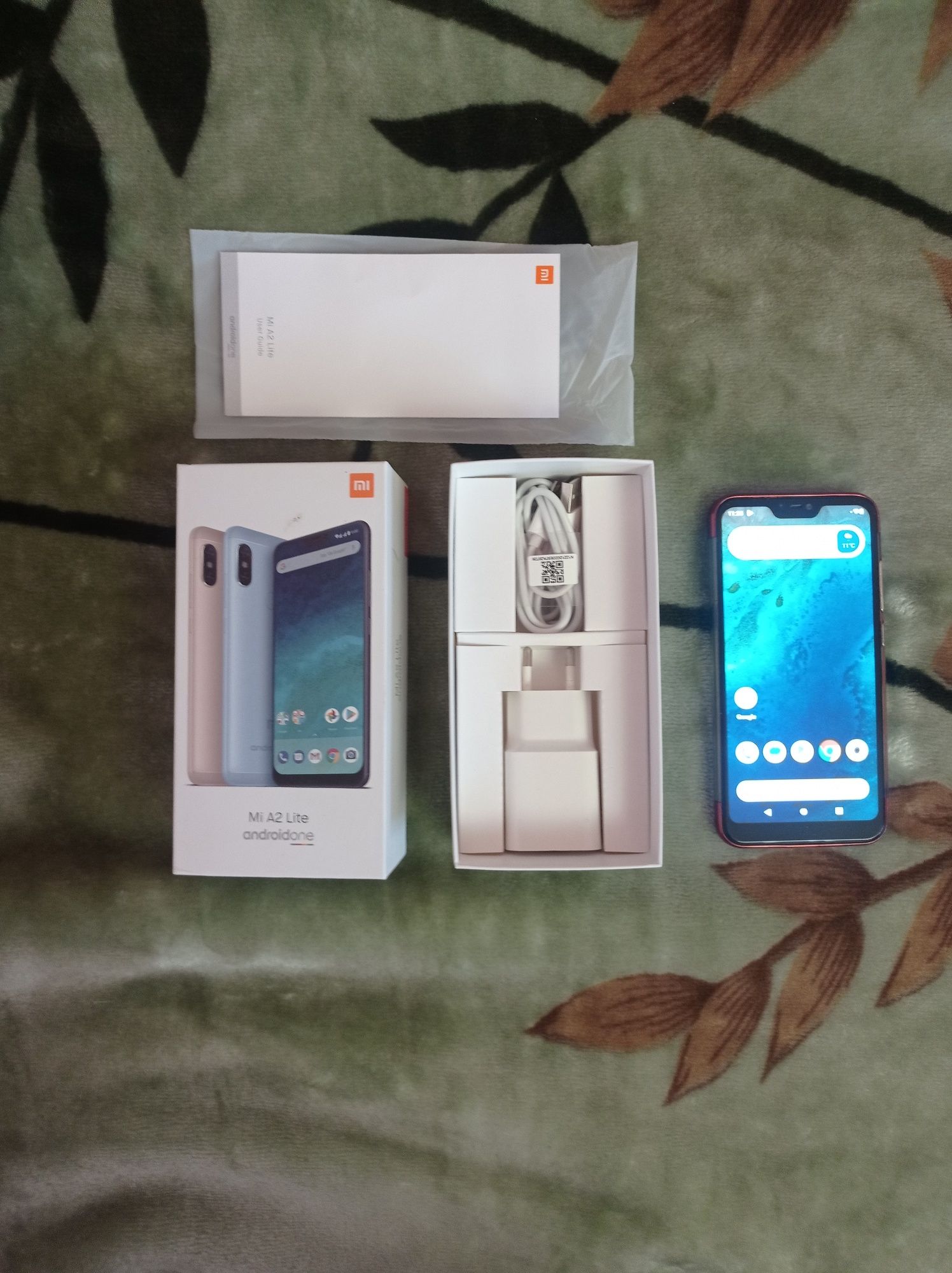 Продам телефон смартфон Xiaomi Mi A2 Lite
Пам'ять 3/32