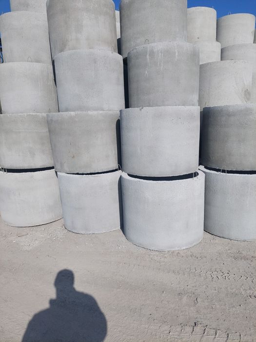 Бетонные кольца купить. Бетонные кольца для канализаци.