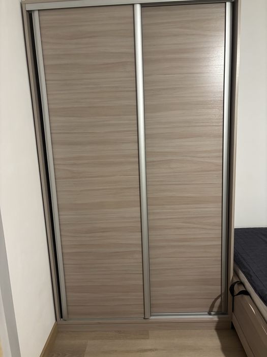 Szafa przesuwna 2-drzwiowa