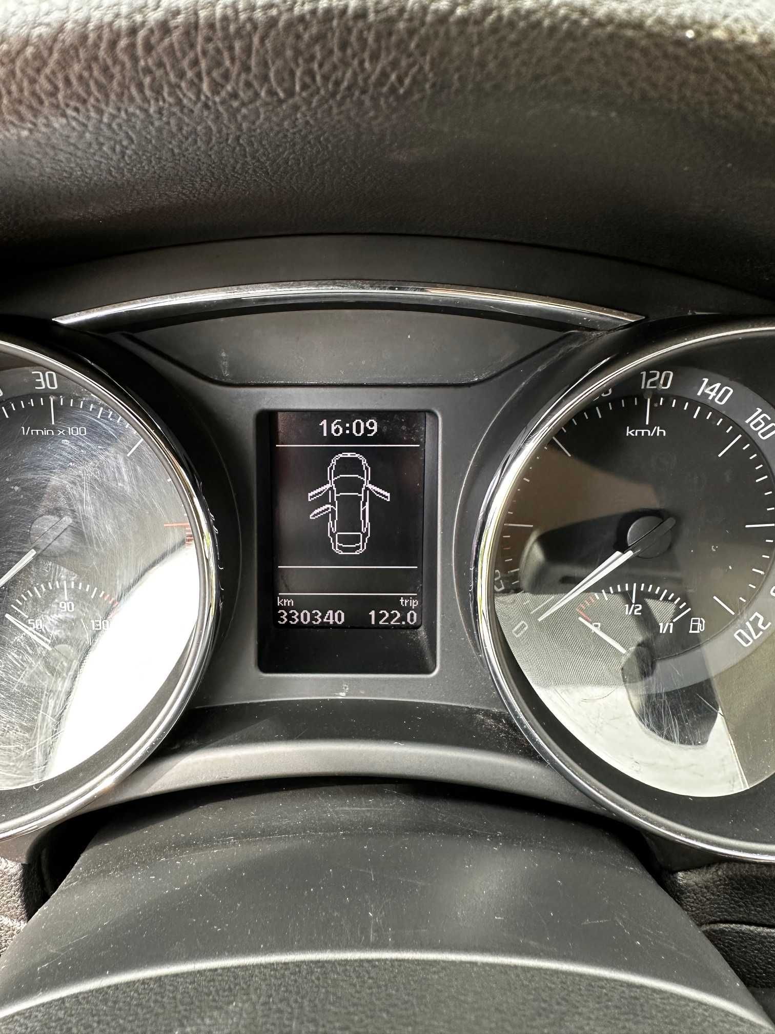 Skoda Superb 2.0 TDI 4x4 Ambition DSG - 2013 r.