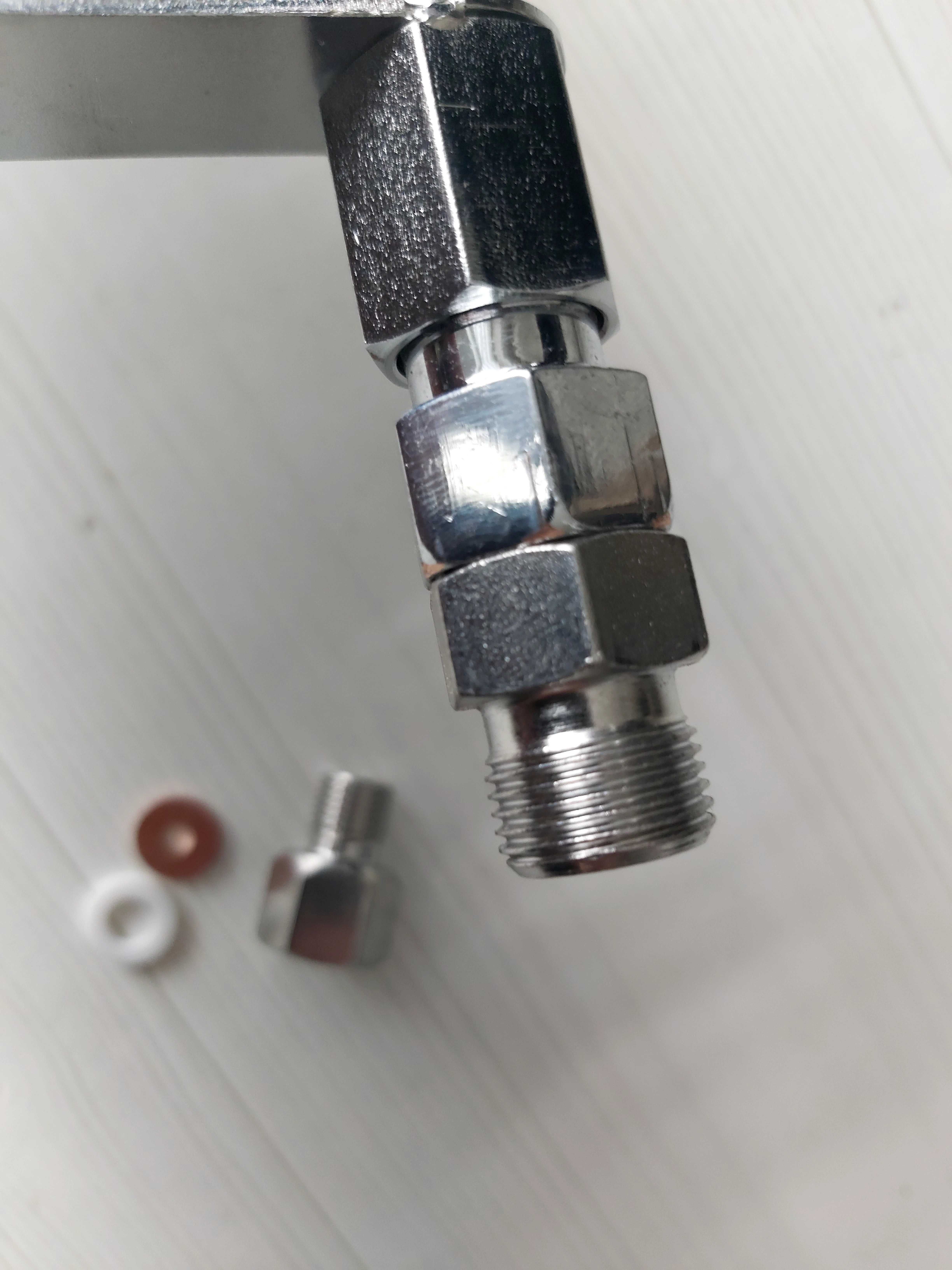 Pistolet spachlarski Cobra 999 -przyłącze wąż 3/8 + redukcja na 1/4