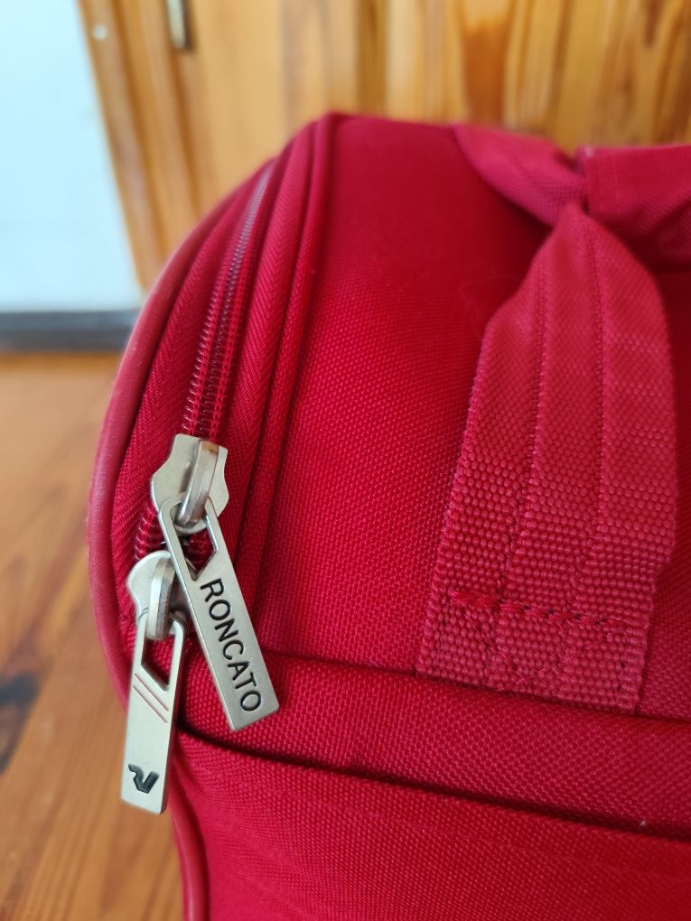 Kuferek/kosmetyczka/torba Roncato