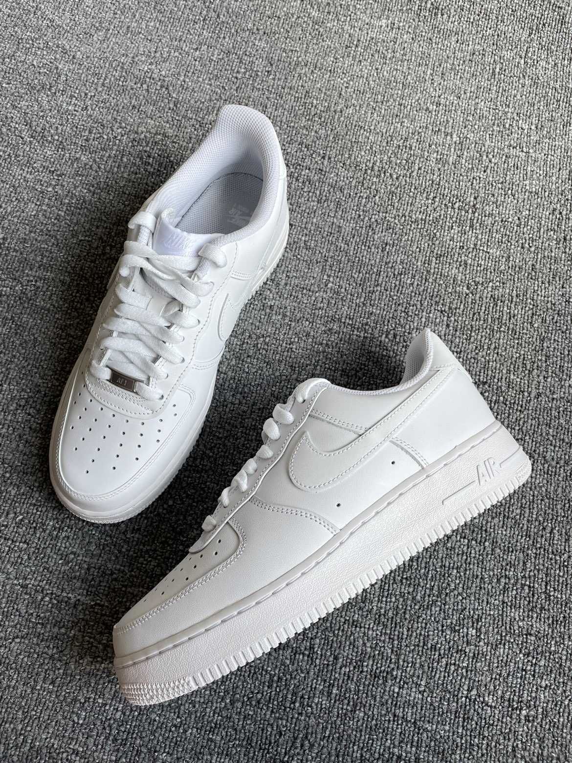 Nowebuty/Nike_Męskie_Air_Force1_White UnisexTrampk40