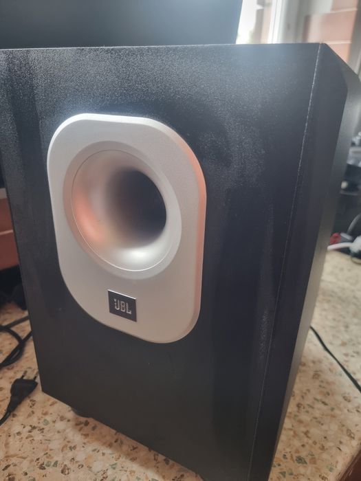 Subwoofer aktywny JBL 200/230 100W Głośnik basowy