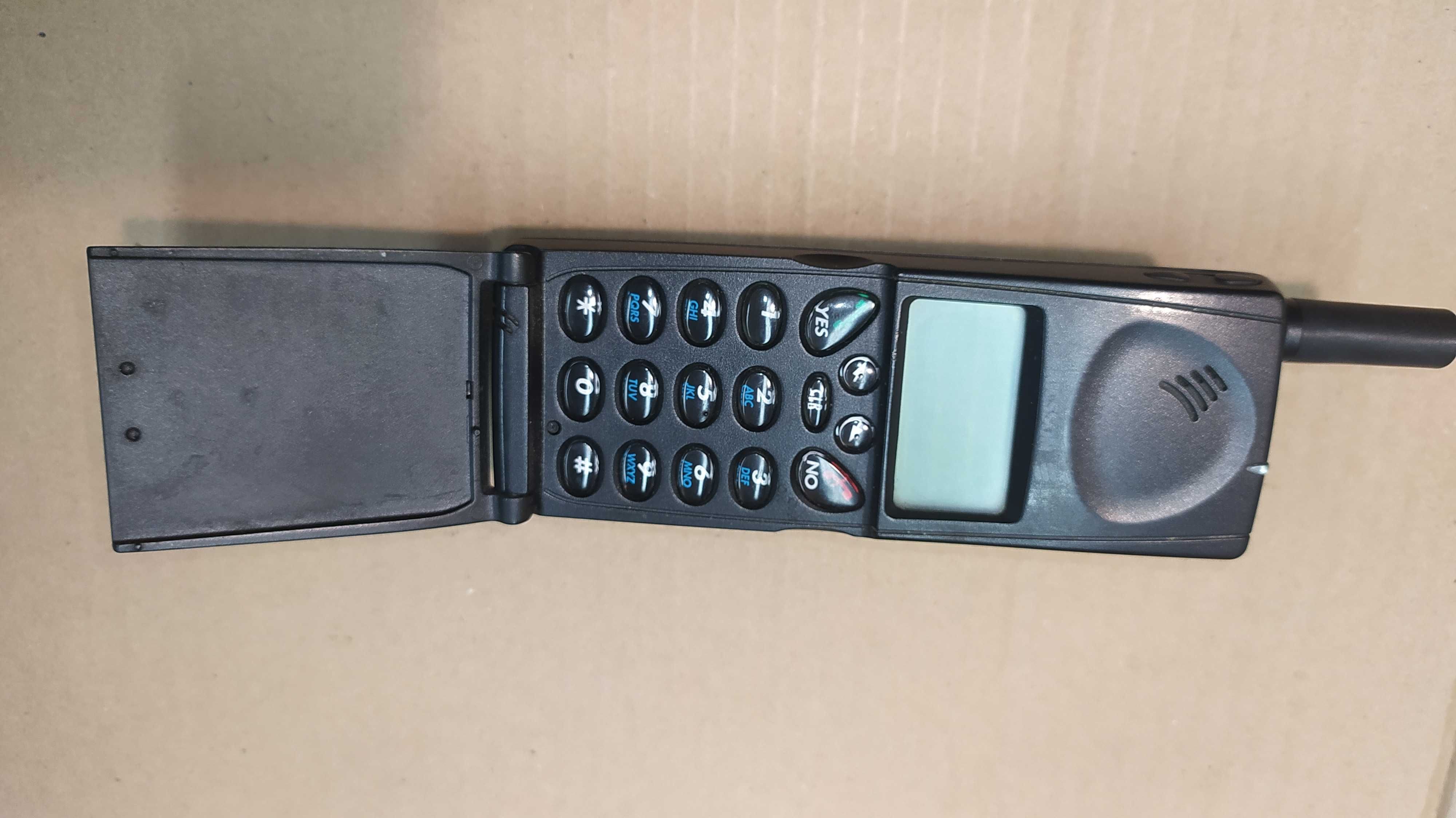 Телефон Nokia 3310 Sony cmd z1 plus Ericsson LX700