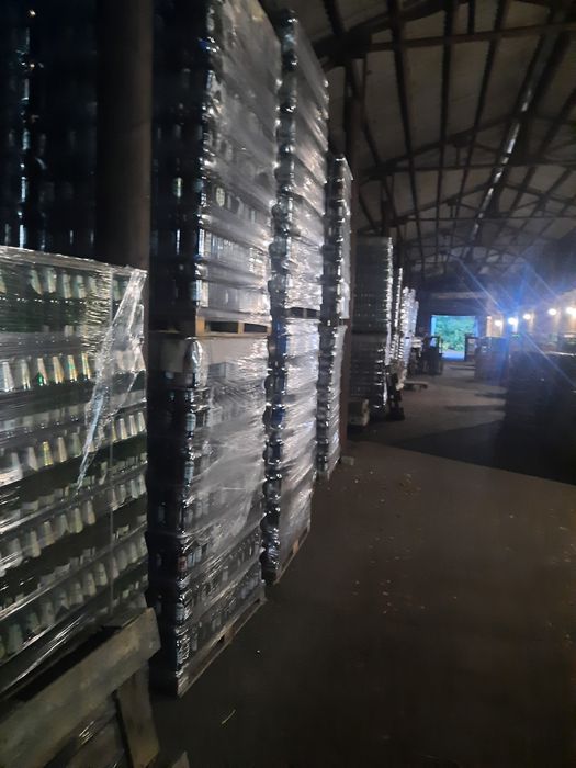 Купляємо пляшку пивну. Приймаємо склотару.