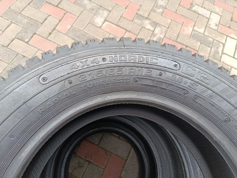 Шини 215 65 16 нові зима