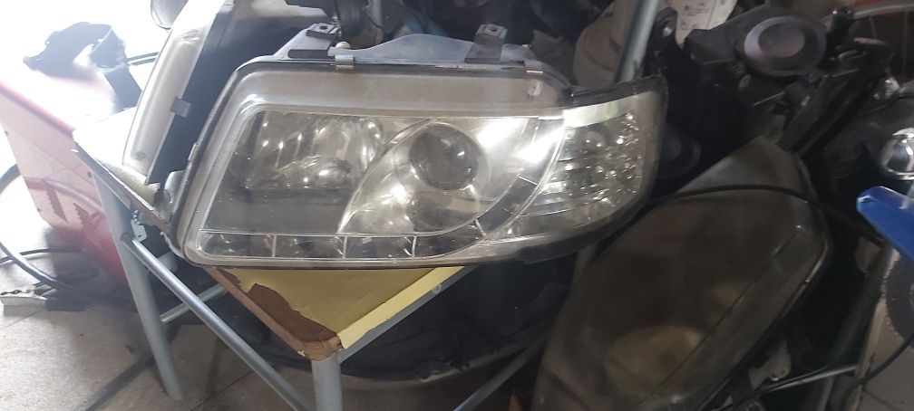 Farois/ oticas led Angel Audi a3 2002