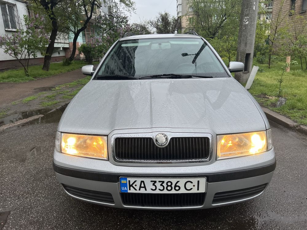 Skoda tour 1.6 газ/бенз