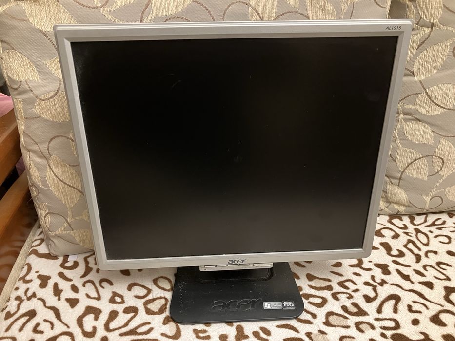 монитор Acer 19"