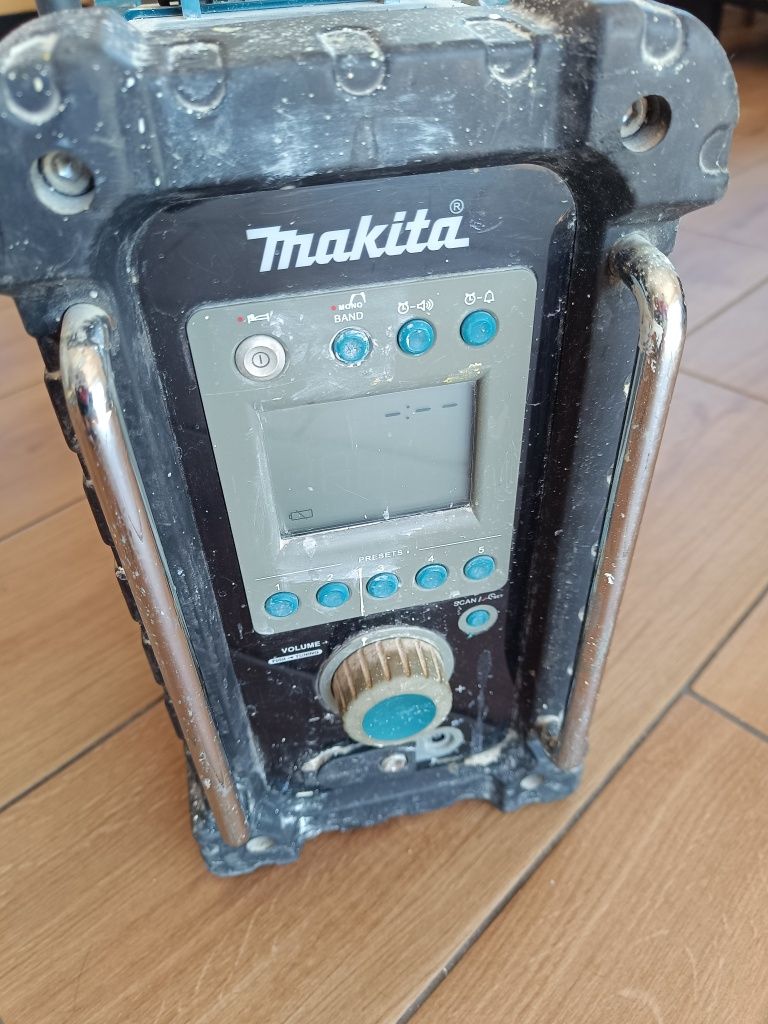 Radio Makita budowlane na budowę Bmr 100