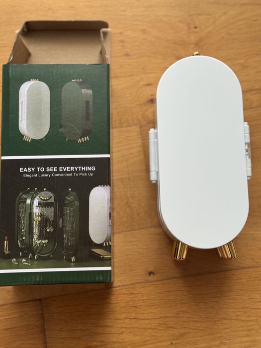 Szkatułka kuferek na biżuterię z lusterkiem