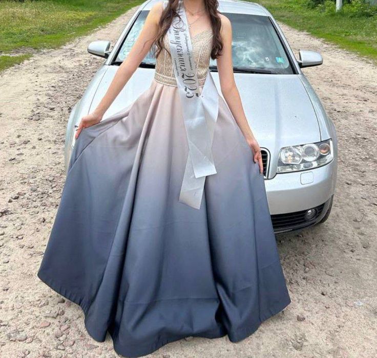 Вечірня випускна сукня градієнт. Колір: графітово-сірий. Розмір: M