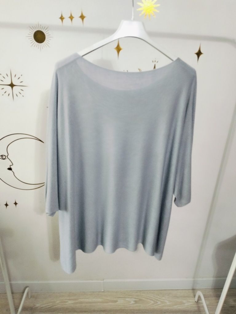 Plus size śliczna bluzeczka o niespotykanym kroju