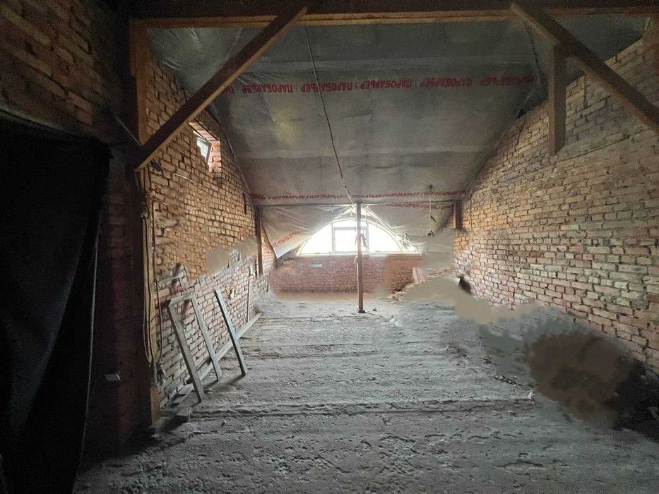 Дача 429,8м2, 5 кімнат, 24 сотки. Басейн, сауна, більярд. ID:674
