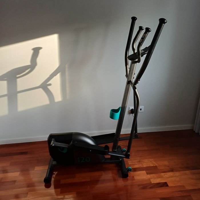 Elíptica em ótimo estado