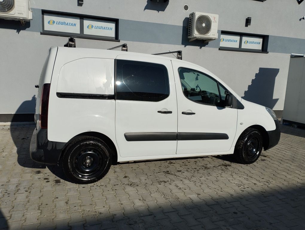 Citroen Berlingo 1.6 2015 Super stan ekonomiczny