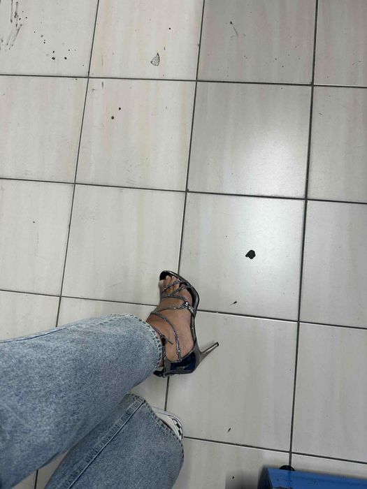 Sandały damskie Buffalo wysokie szpilki brokatowe wesele impreza 40