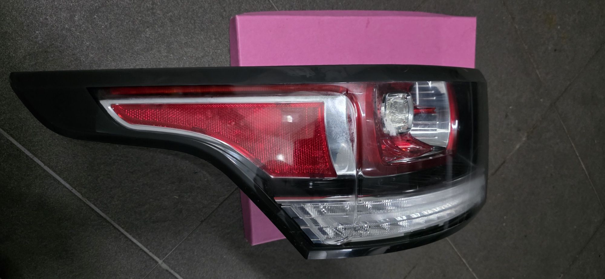 Range Rover Sport farolim traseiro esquerdo
