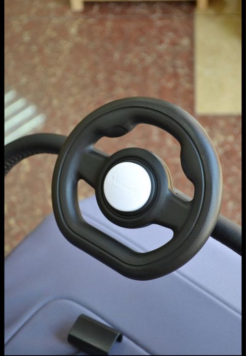 Кермо з пищалкою на Easywalker Jakey