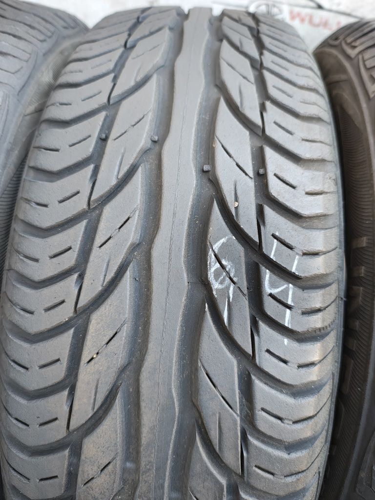 195/60r15 88H Uniroyal RainExpert