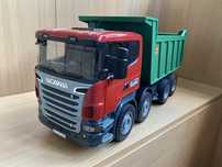 Самосвал Bruder Scania
